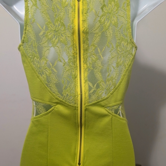 2B BeBe size small green - Picture 5 of 5